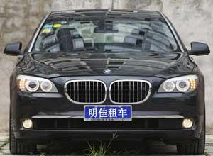 成都租車市場全解析 婚車、商務租車與汽車租賃公司指南